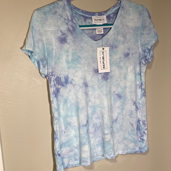 Tye Dye t shirt - Picture 1 of 4